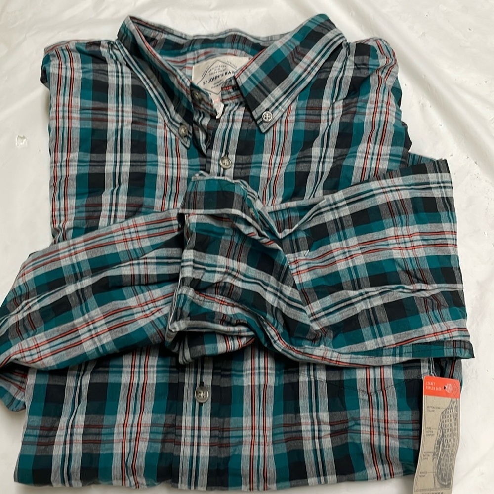 St. John’s Bay Men’s dress shirt XXL